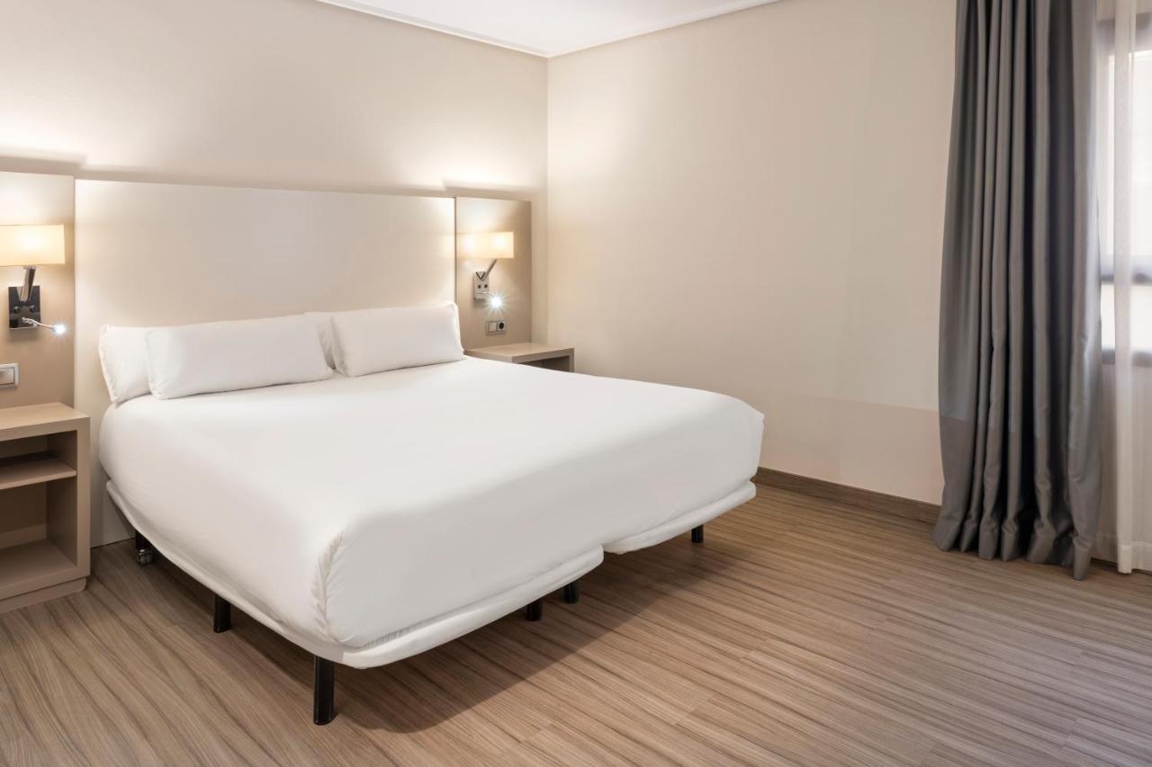 B&B Hotel Cartagena Cartagonova Екстериор снимка