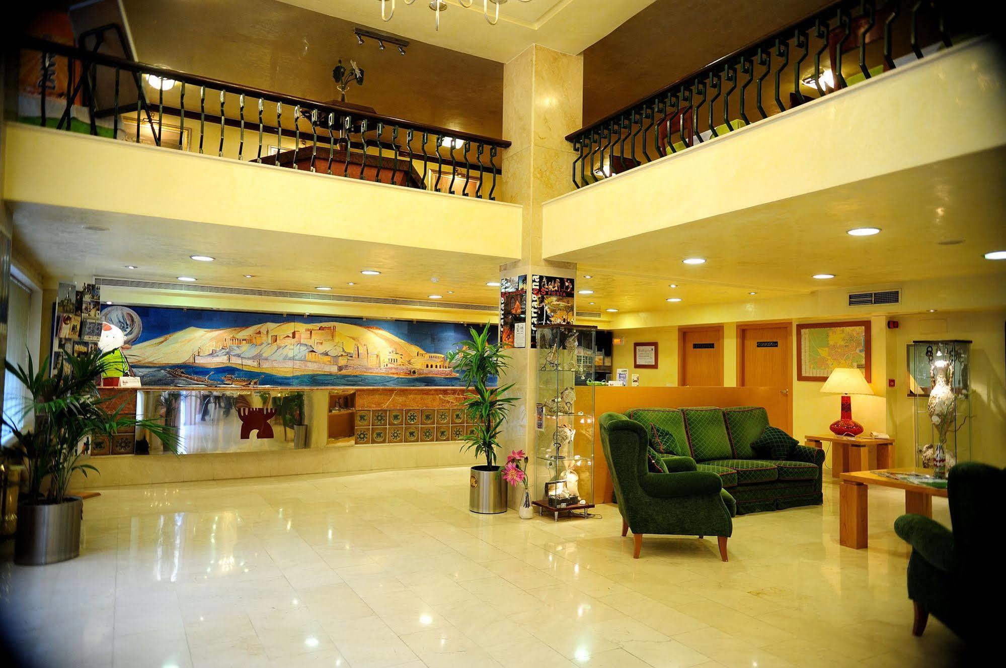 B&B Hotel Cartagena Cartagonova Интериор снимка