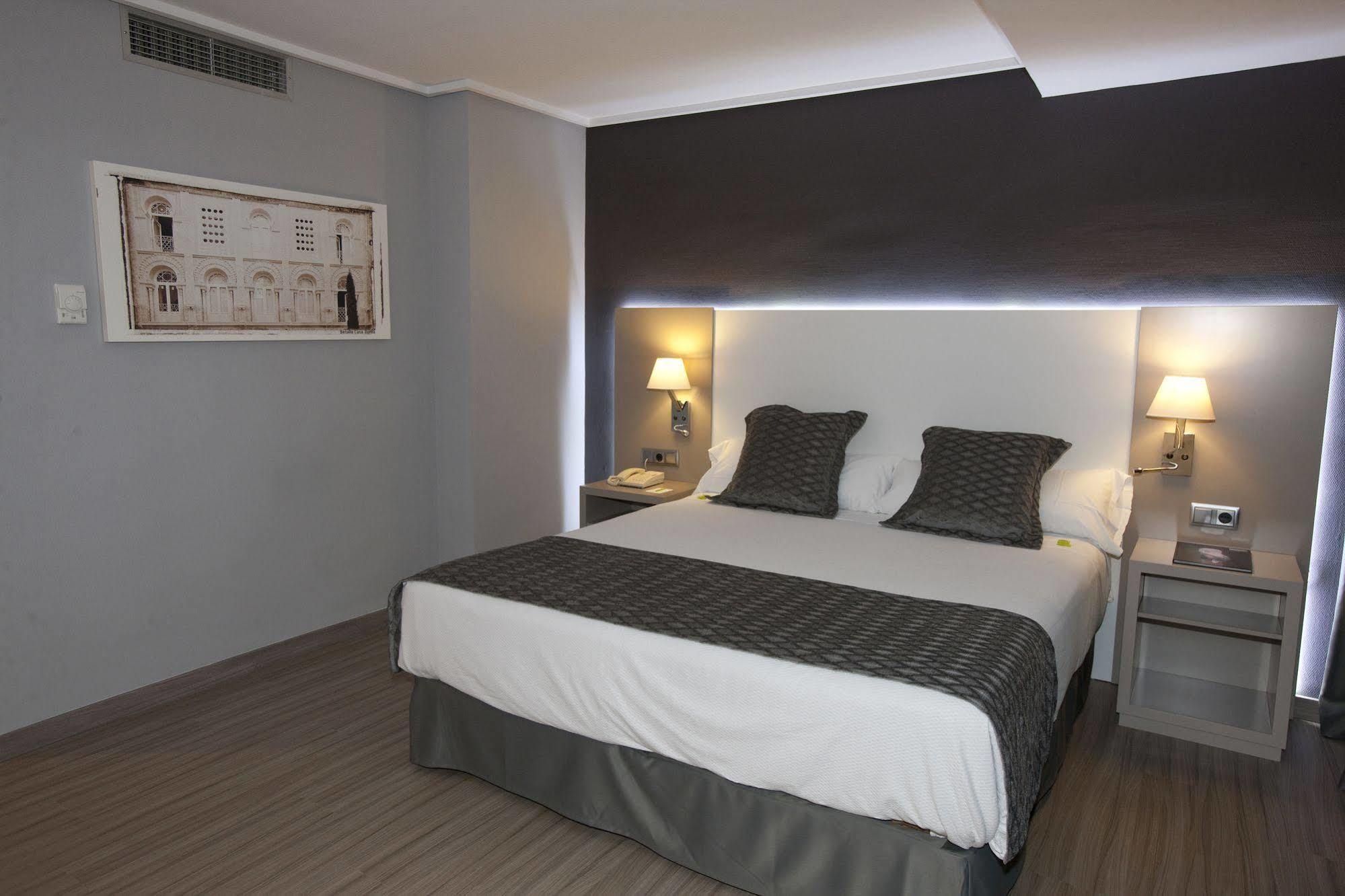 B&B Hotel Cartagena Cartagonova Екстериор снимка